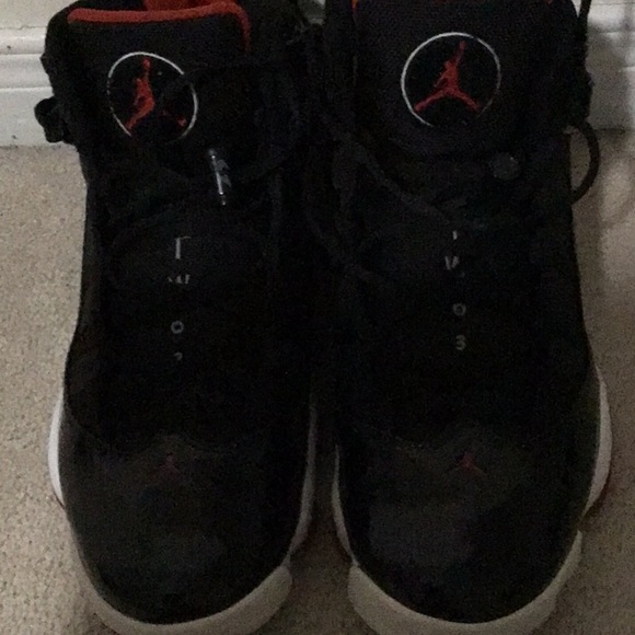 Black and red men Jordan - Picture 6 of 7